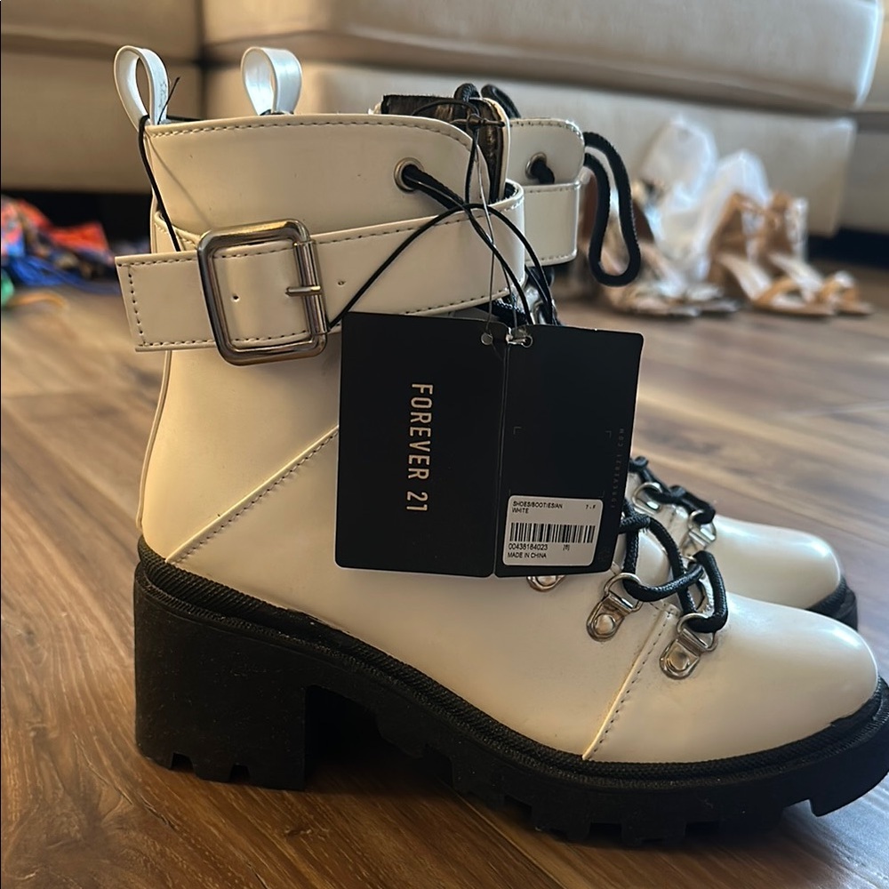 Forever 21 Women's White Ankle Boots